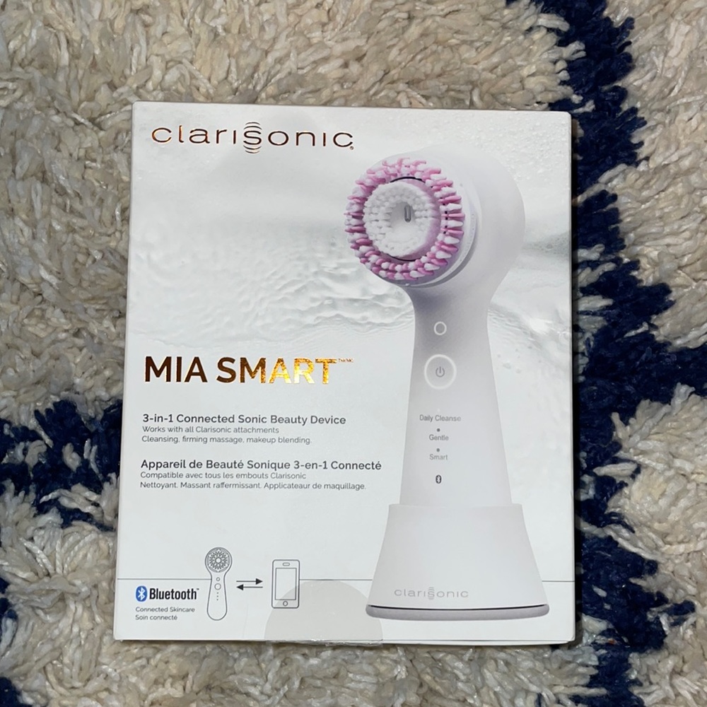 Clarisonic MIA SMART device